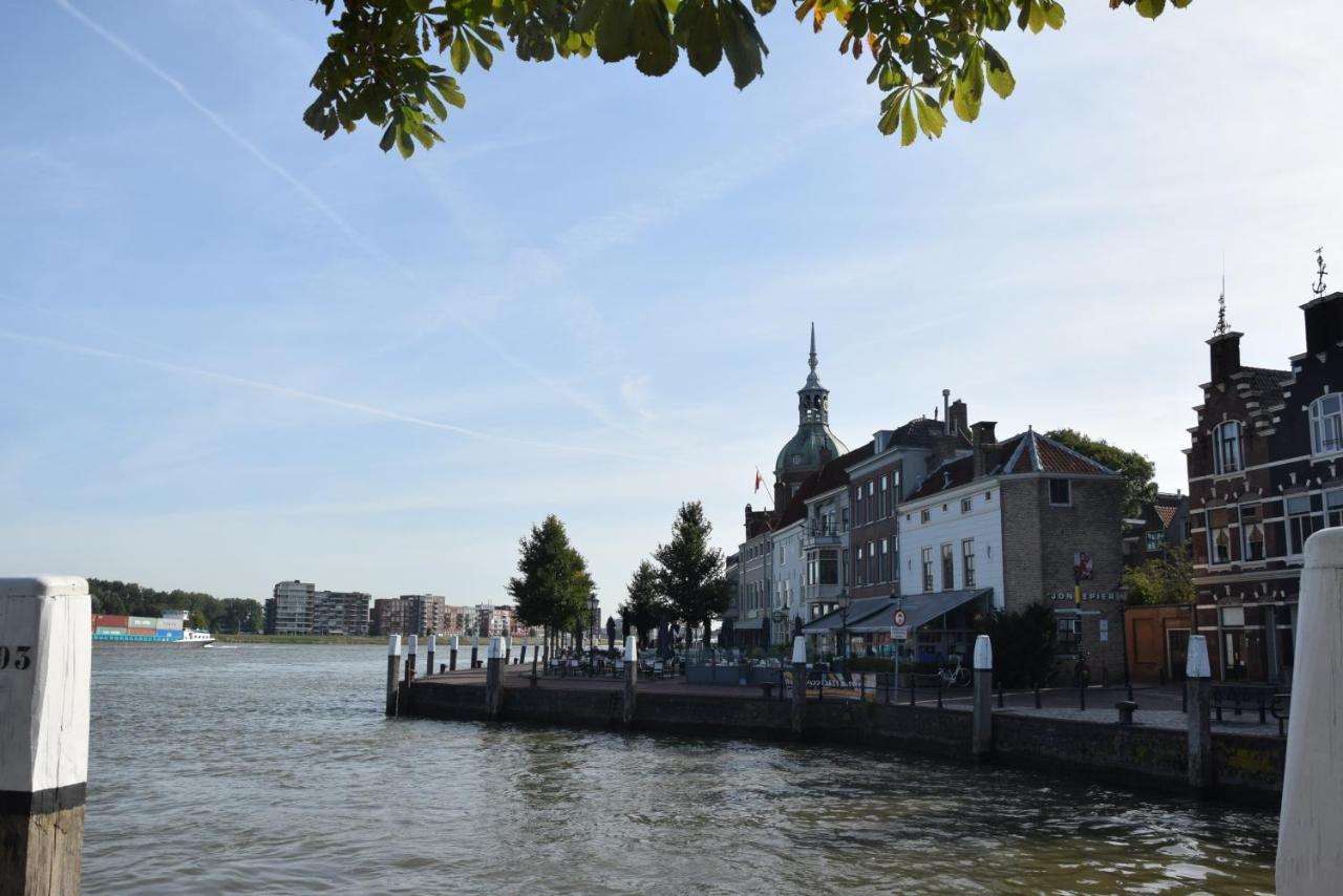 Villa Conti Dordrecht Exteriör bild