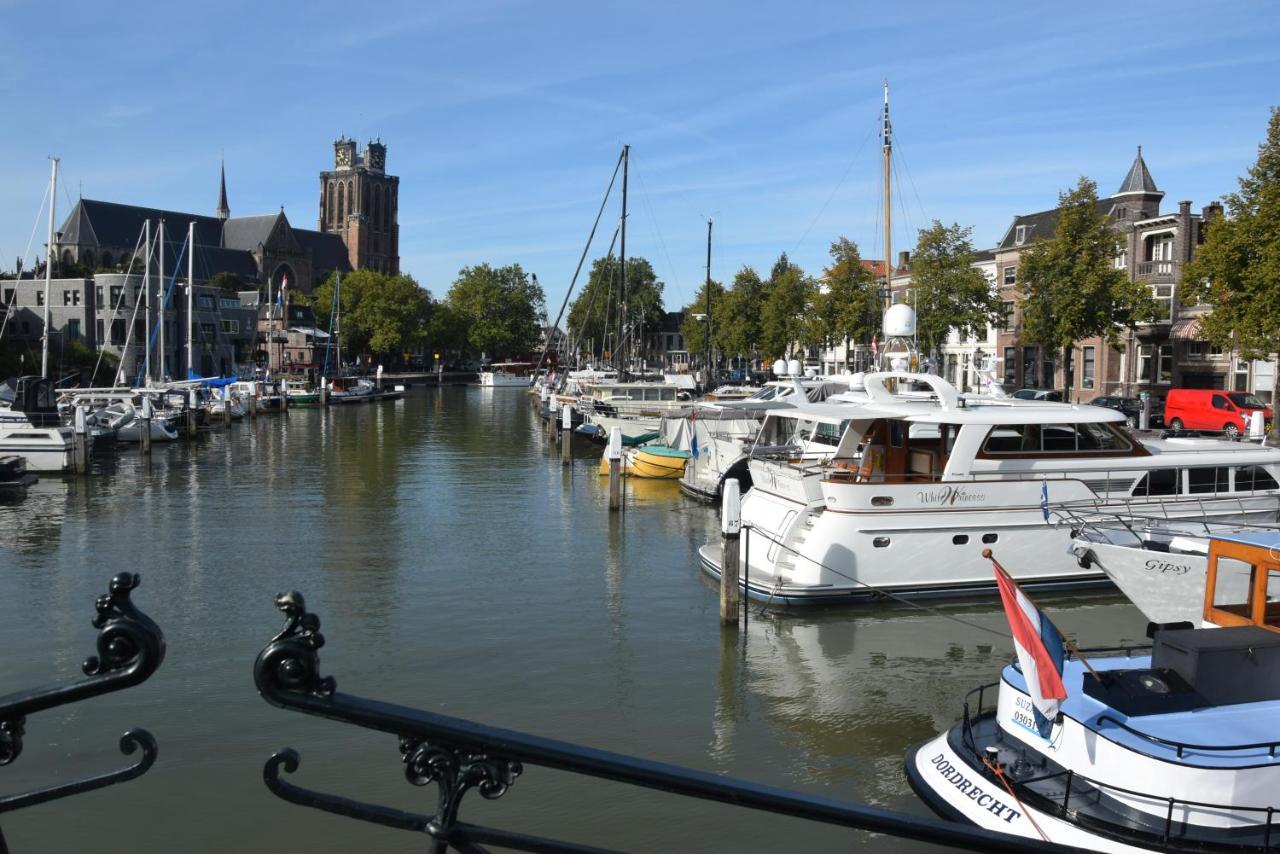 Villa Conti Dordrecht Exteriör bild